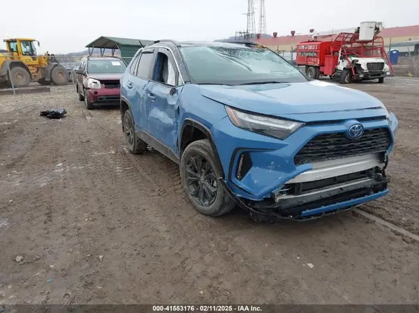 4T3E6RFV3NU096592 2022 TOYOTA RAV 4 - Image 1