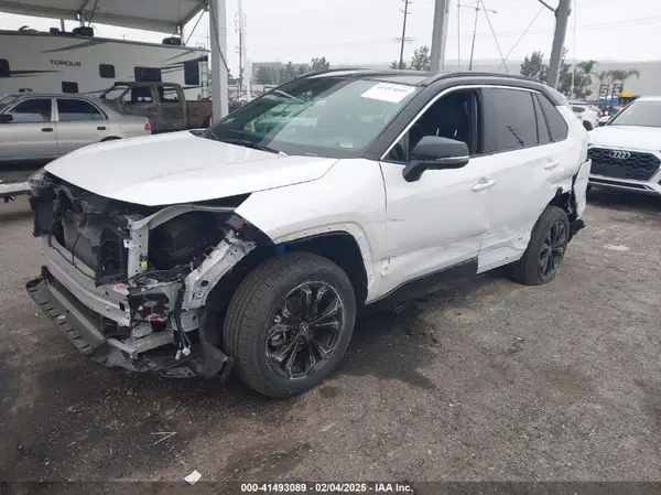 4T3E6RFV3RU154223 2024 TOYOTA RAV 4 - Image 2