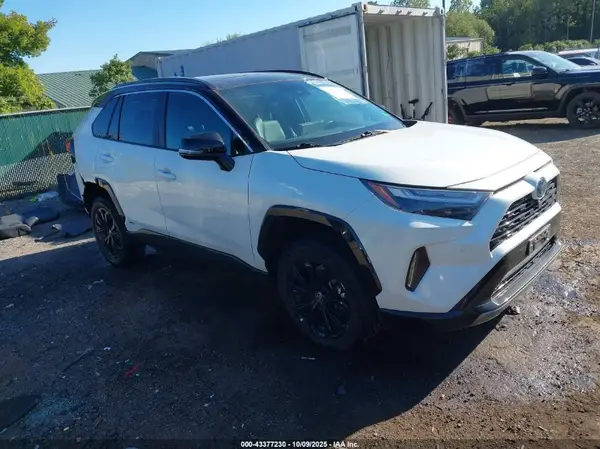 4T3E6RFV4NU073127 2022 TOYOTA RAV 4 - Image 1