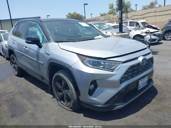 4T3E6RFV5MU061843 2021 TOYOTA RAV 4 - Image 1