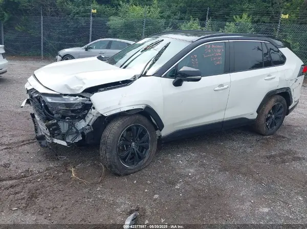 4T3E6RFV6NU084601 2022 TOYOTA RAV 4 - Image 2