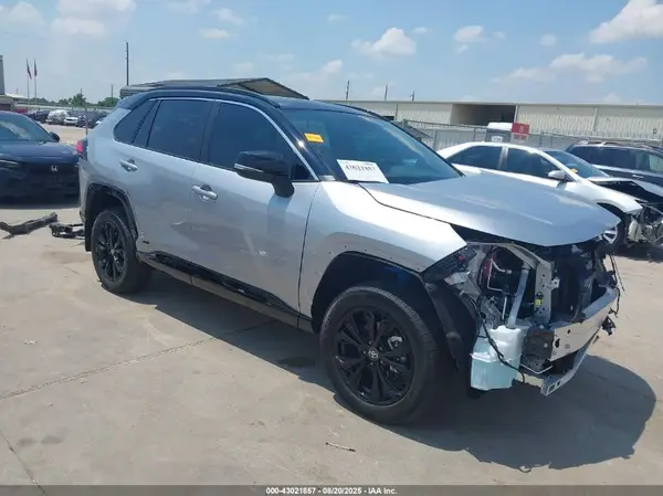 4T3E6RFV6SU188548 2025 TOYOTA RAV 4 - Image 1