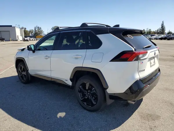 4T3E6RFV8MU037696 2021 TOYOTA RAV 4 - Image 2