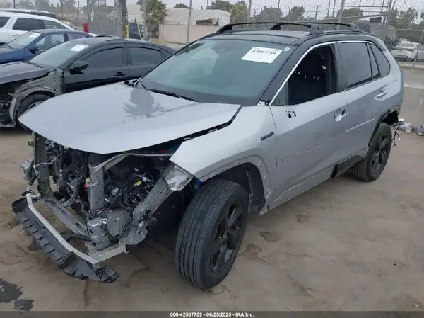4T3E6RFV9MU027713 2021 TOYOTA RAV 4 - Image 2
