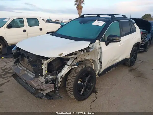 4T3E6RFV9MU061943 2021 TOYOTA RAV 4 - Image 2