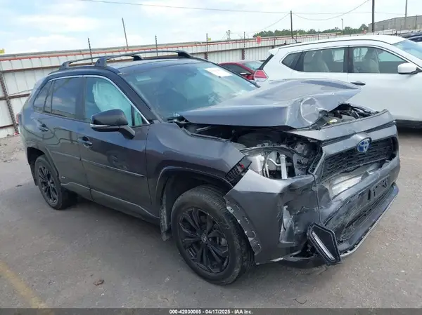 4T3E6RFV9NU097245 2022 TOYOTA RAV 4 - Image 1