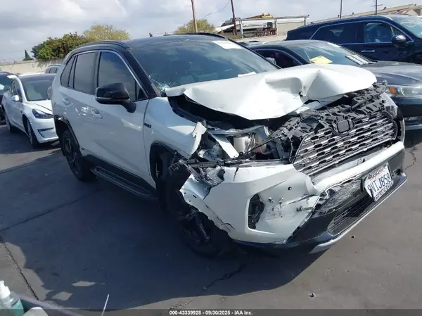 4T3E6RFVXMU027297 2021 TOYOTA RAV 4 - Image 1