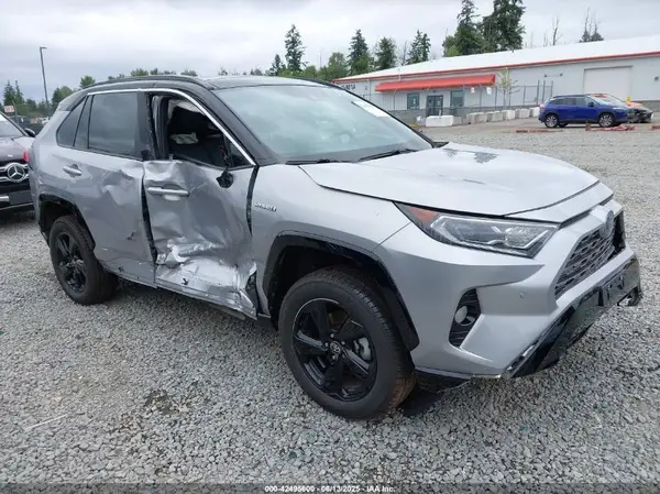 4T3E6RFVXMU037621 2021 TOYOTA RAV 4 - Image 1