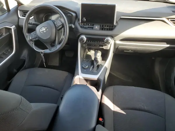 4T3LWRFV1RU128999 2024 TOYOTA RAV 4 - Image 8