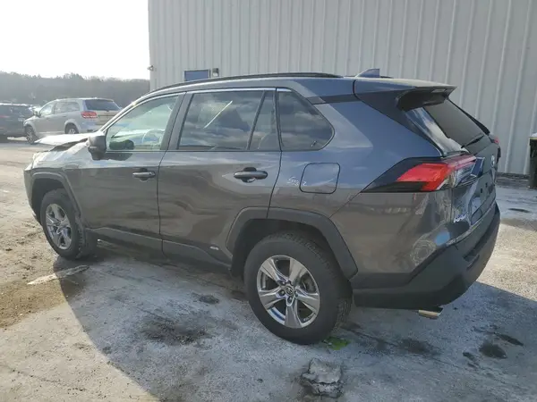 4T3LWRFV3NU071988 2022 TOYOTA RAV 4 - Image 2