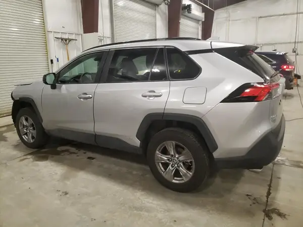 4T3LWRFV4RU118533 2024 TOYOTA RAV 4 - Image 2