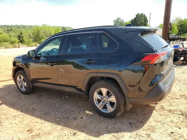 4T3LWRFV4RU126857 2024 TOYOTA RAV 4 - Image 2