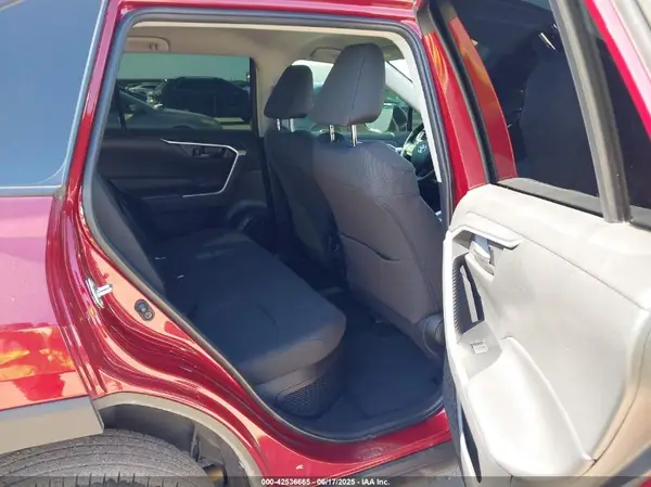 4T3LWRFV5NU055744 2022 TOYOTA RAV 4 - Image 8
