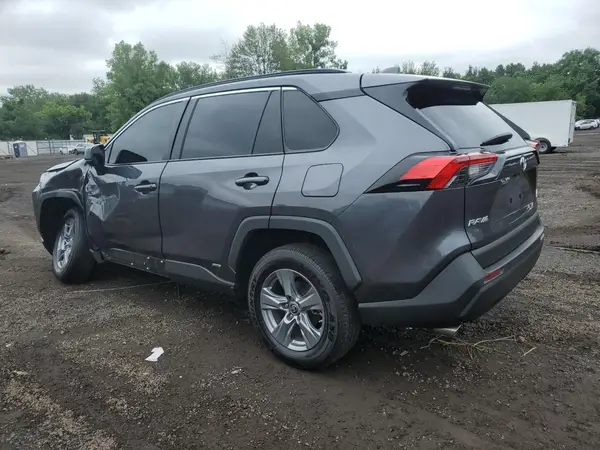 4T3LWRFV7RU131518 2024 TOYOTA RAV 4 - Image 2