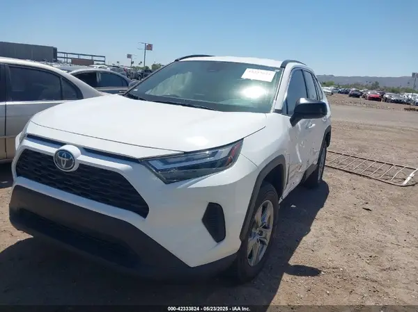 4T3LWRFV7RU143295 2024 TOYOTA RAV 4 - Image 2