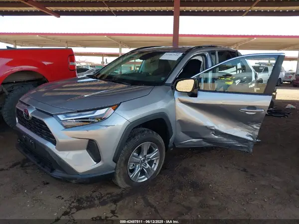 4T3LWRFV7SU165710 2025 TOYOTA RAV 4 - Image 2