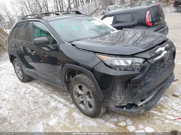 4T3LWRFV8NU062039 2022 TOYOTA RAV 4 - Image 1
