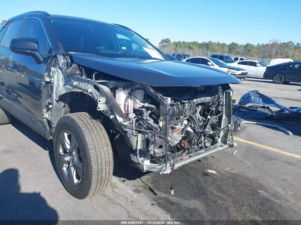 4T3LWRFV8RU135027 2024 TOYOTA RAV 4 - Image 1