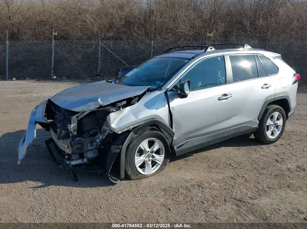 4T3LWRFV9MU017304 2021 TOYOTA RAV 4 - Image 2
