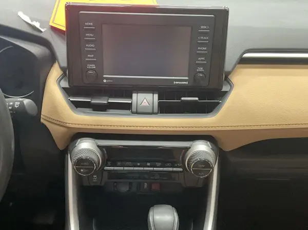 4T3LWRFV9MU028058 2021 TOYOTA RAV 4 - Image 1