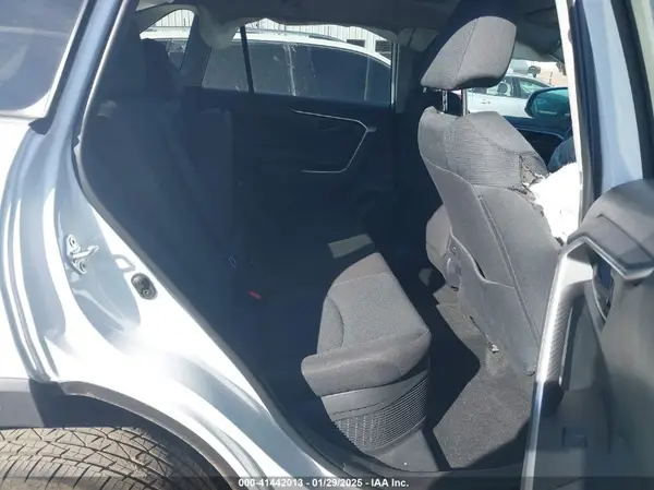 4T3MWRFV3RU156033 2024 TOYOTA RAV 4 - Image 8