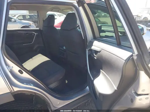 4T3MWRFV4MU032538 2021 TOYOTA RAV 4 - Image 8