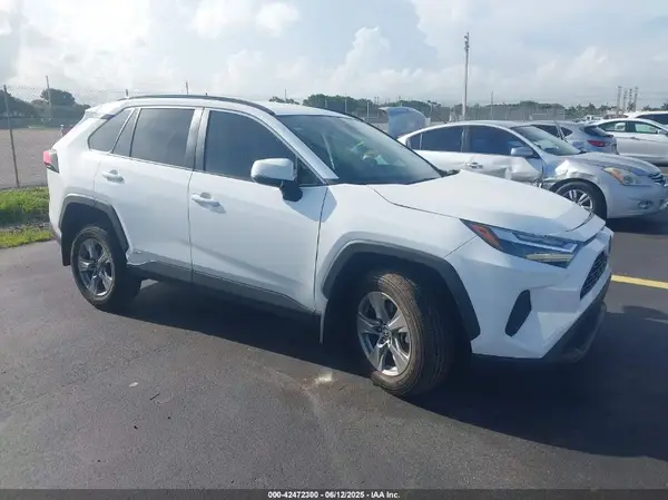 4T3MWRFV6RU128372 2024 TOYOTA RAV 4 - Image 1