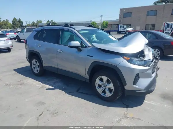 4T3MWRFV8MU031635 2021 TOYOTA RAV 4 - Image 1