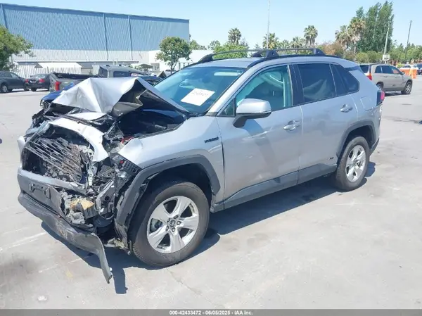 4T3MWRFV8MU031635 2021 TOYOTA RAV 4 - Image 2