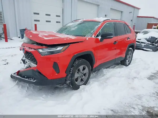 4T3MWRFV8RU141902 2024 TOYOTA RAV 4 - Image 2
