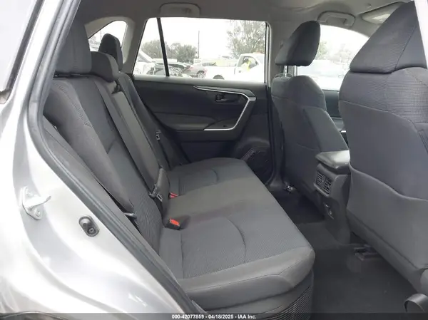 4T3MWRFVXPU086012 2023 TOYOTA RAV 4 - Image 8