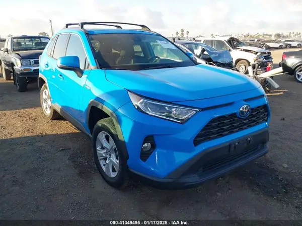 4T3R6RFV1MU008042 2021 TOYOTA RAV 4 - Image 1
