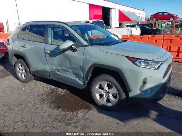 4T3R6RFV3LU005450 2020 TOYOTA RAV 4 - Image 1
