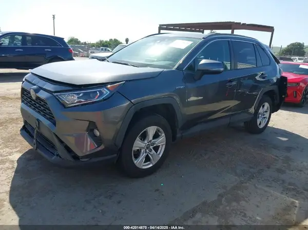 4T3R6RFV3MU018796 2021 TOYOTA RAV 4 - Image 2