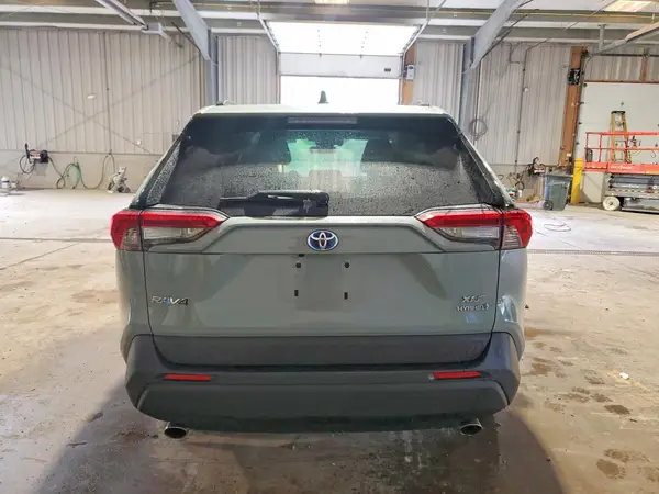 2021 TOYOTA RAV 4 auction photo 6