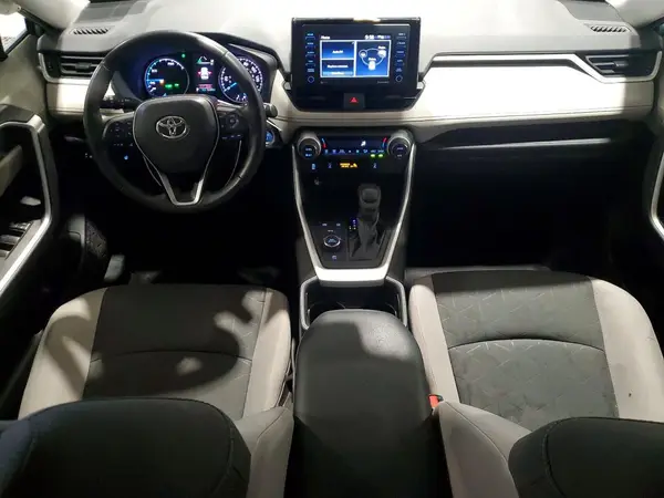 2021 TOYOTA RAV 4 auction photo 8