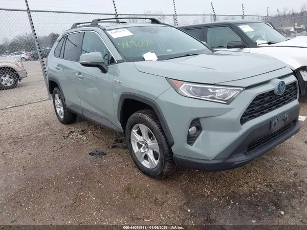 4T3R6RFV6MU015777 2021 TOYOTA RAV 4 - Image 1