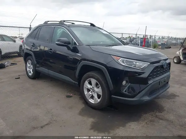 4T3R6RFV6MU016024 2021 TOYOTA RAV 4 - Image 1