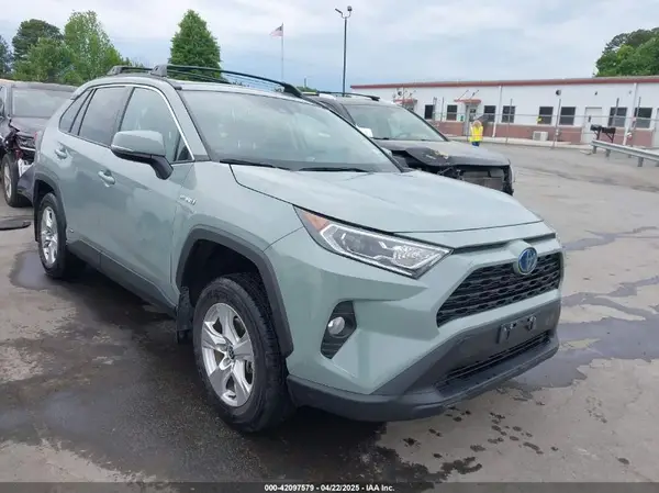 4T3R6RFV7MU028568 2021 TOYOTA RAV 4 - Image 1