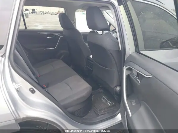 4T3R6RFVXLU001377 2020 TOYOTA RAV 4 - Image 8