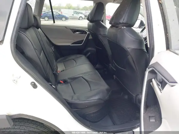 4T3RWRFV0LU004238 2020 TOYOTA RAV 4 - Image 8