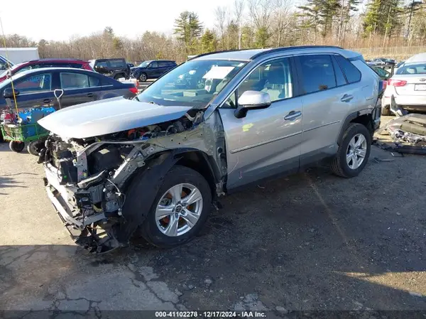 4T3RWRFV0MU015841 2021 TOYOTA RAV 4 - Image 2