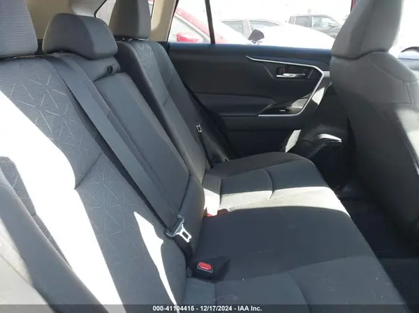 4T3RWRFV0MU035149 2021 TOYOTA RAV 4 - Image 8