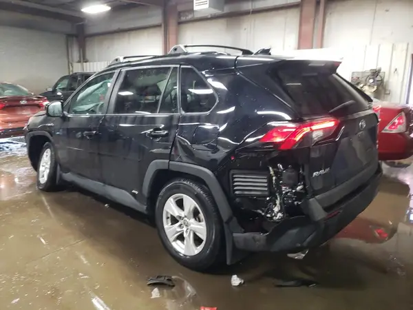 4T3RWRFV0MU036186 2021 TOYOTA RAV 4 - Image 2