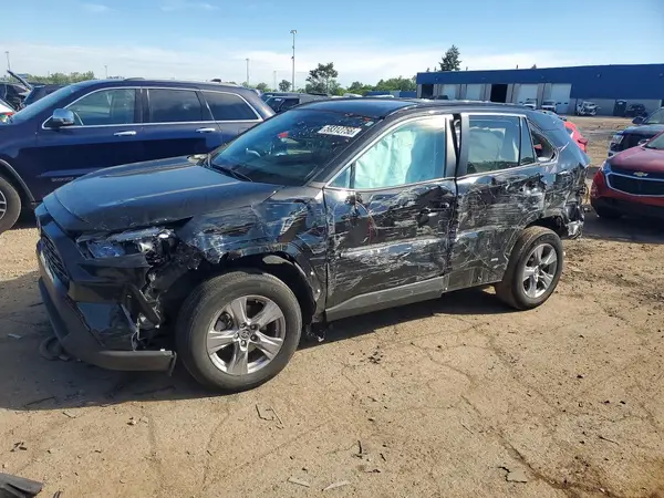4T3RWRFV0NU065981 2022 TOYOTA RAV 4 - Image 1