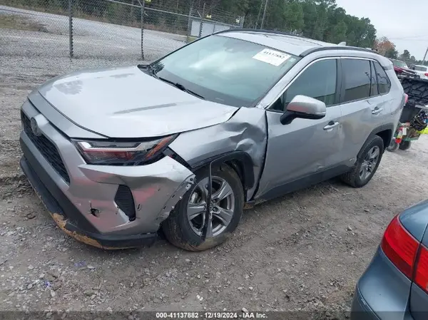 4T3RWRFV0NU074874 2022 TOYOTA RAV 4 - Image 2