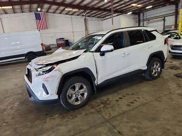 4T3RWRFV0RU111671 2024 TOYOTA RAV 4 - Image 1