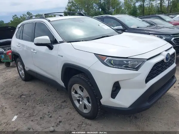 4T3RWRFV1MU037203 2021 TOYOTA RAV 4 - Image 1