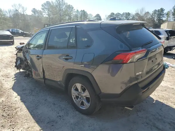 4T3RWRFV1NU053743 2022 TOYOTA RAV 4 - Image 2