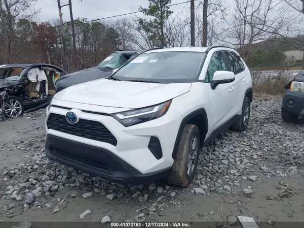 4T3RWRFV1RU121853 2024 TOYOTA RAV 4 - Image 2